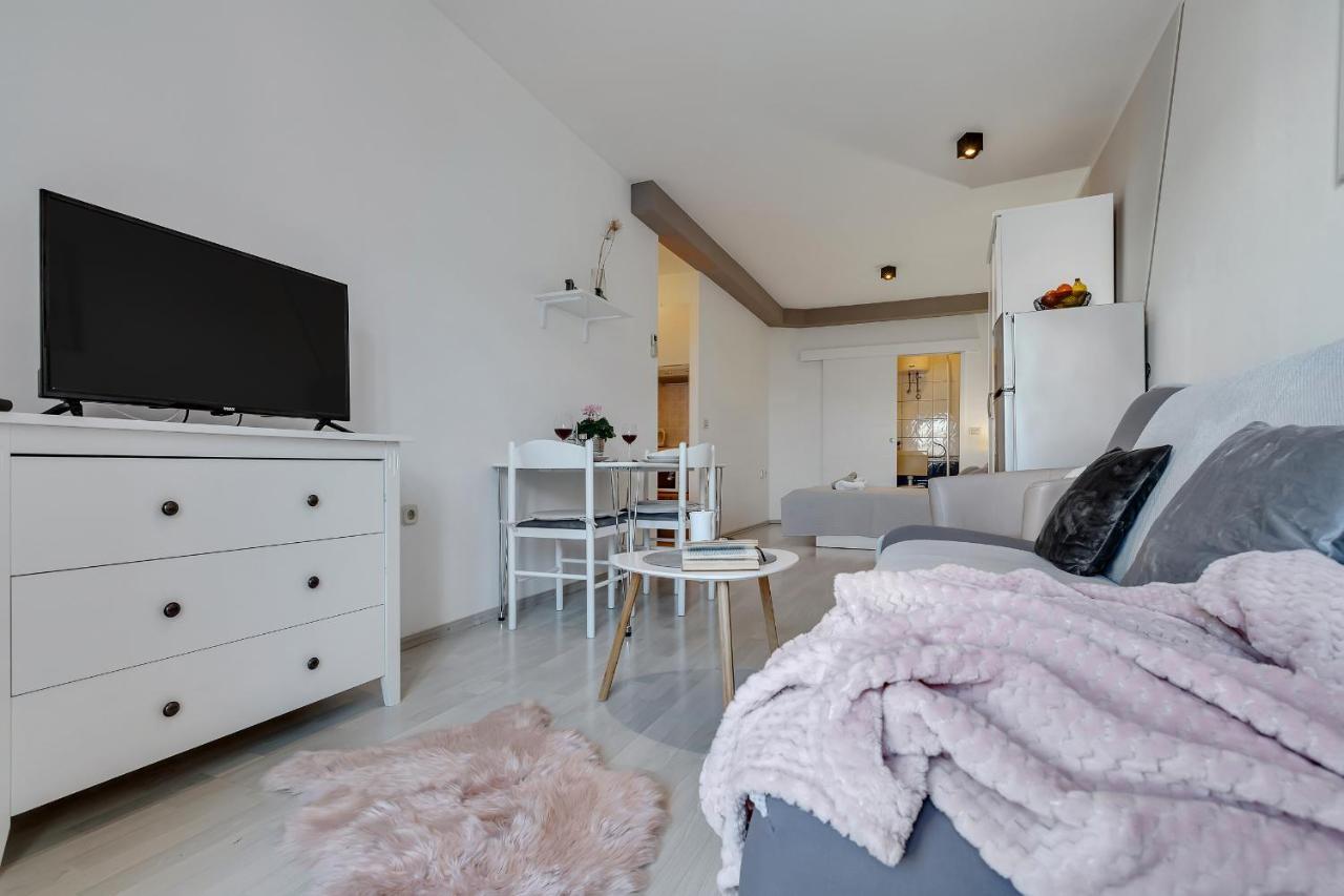 Apartmani Luna Baska Voda Exterior photo